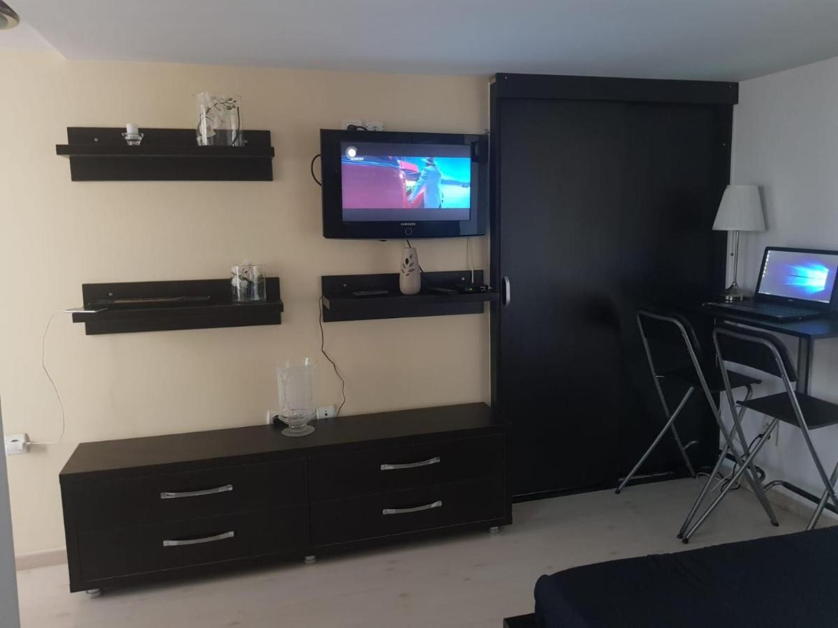 Apartment Bucharest Studio *